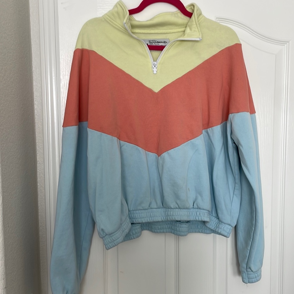 DUTCH BROS HALF ZIP